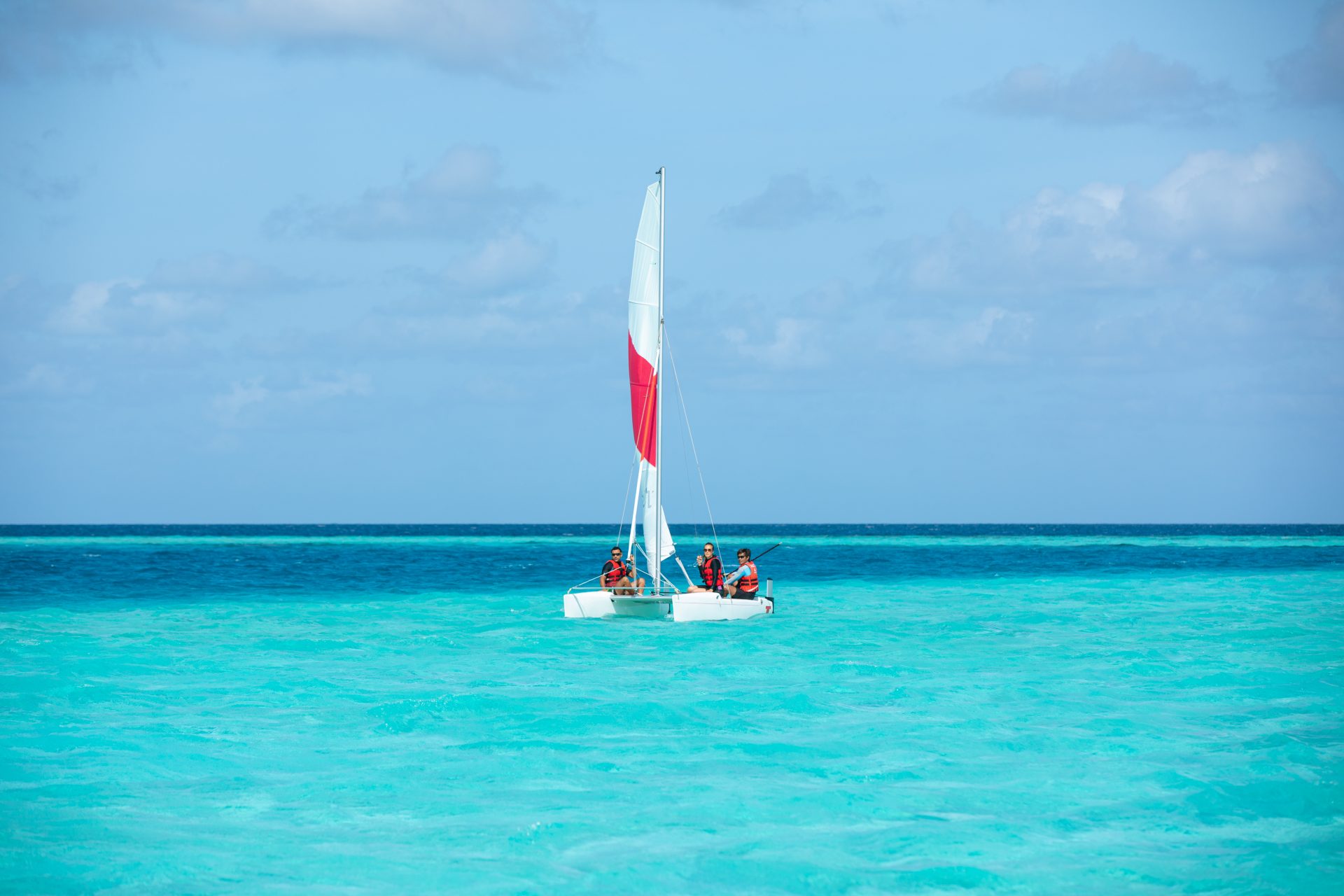 CATAMARAN SAILING Ocean Group